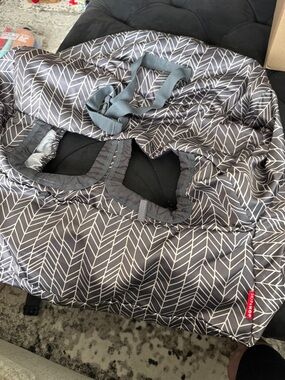Skip Hop Gray Chevron Baby grocery cart / high chair cover